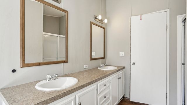 105 Billabong Court, Weatherford, TX 76085