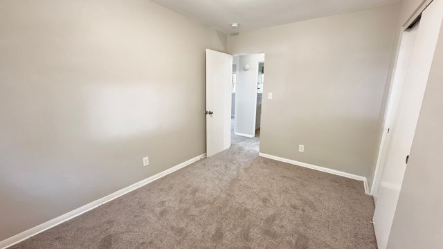 15741 Finch Avenue, Harvey, IL 60426