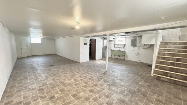 15741 Finch Avenue, Harvey, IL 60426