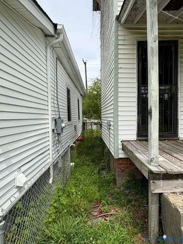 1404 Patterson St, Petersburg, VA 23803