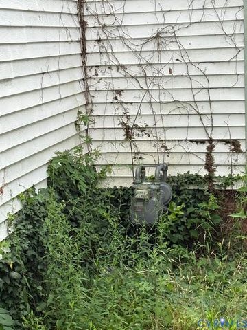 1404 Patterson St, Petersburg, VA 23803