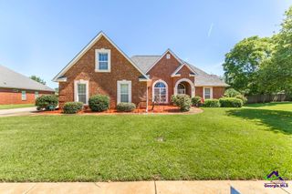 608 Twelve Oaks Drive, Warner Robins, GA 31008