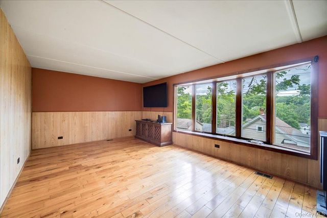 99 Moore Street, Kingston, NY 12401