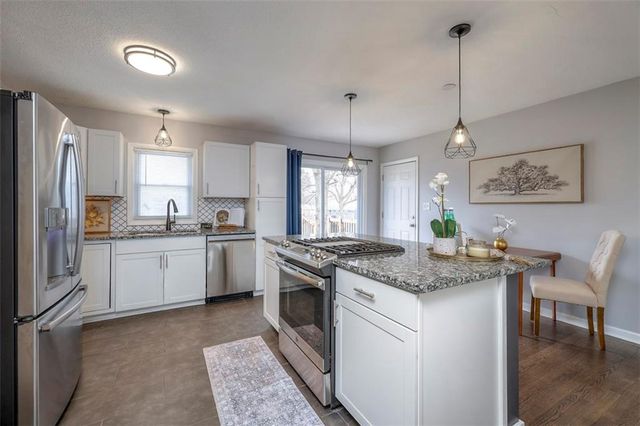 9105 Reeder Drive, Overland Park, KS 66214