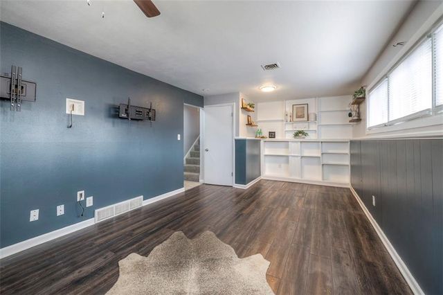 9105 Reeder Drive, Overland Park, KS 66214