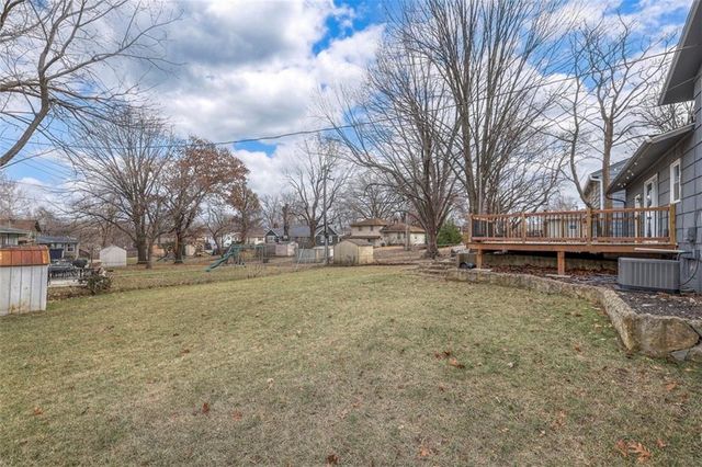 9105 Reeder Drive, Overland Park, KS 66214