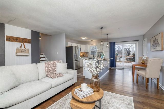 9105 Reeder Drive, Overland Park, KS 66214