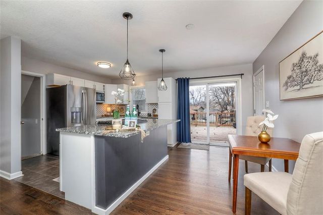 9105 Reeder Drive, Overland Park, KS 66214