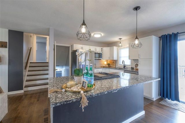 9105 Reeder Drive, Overland Park, KS 66214