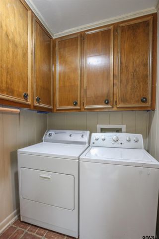 903 Kelly St, Jacksonville, TX 75766