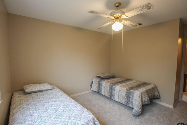 903 Kelly St, Jacksonville, TX 75766