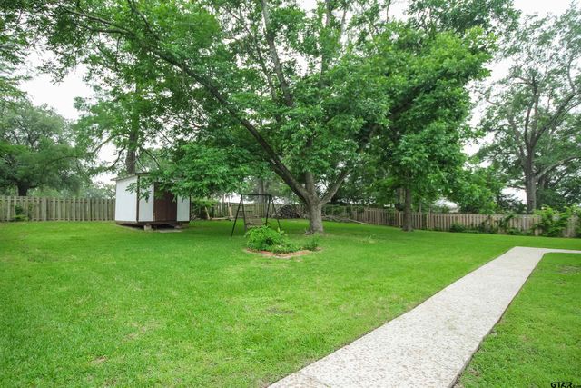 903 Kelly St, Jacksonville, TX 75766