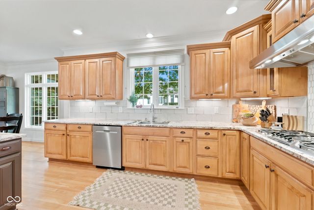 13326 Sioux Trail, Carmel, IN 46033