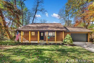 1421 N Buys Road, Muskegon, MI 49445