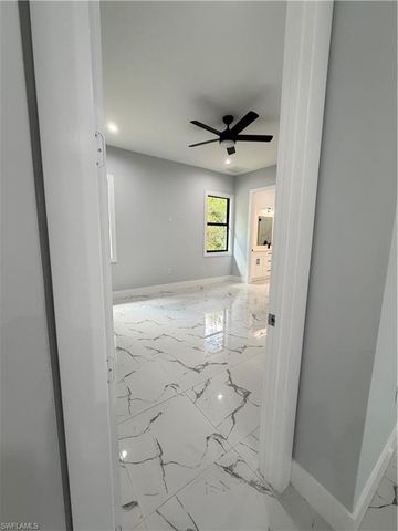 2864 66th AVE NE, Naples, FL 34120