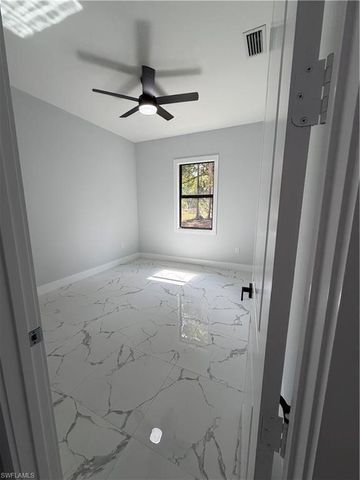 2864 66th AVE NE, Naples, FL 34120