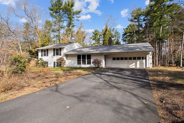 90 Helena Rd, Marshfield, MA 02050