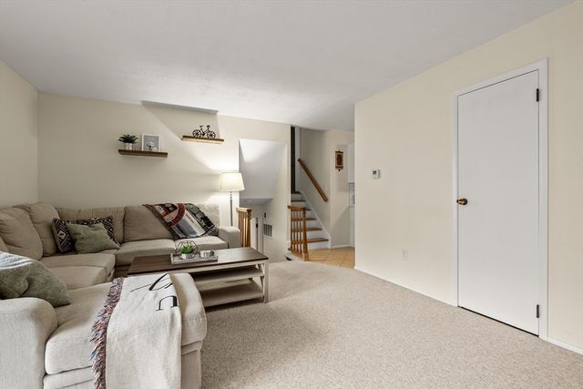 90 Helena Rd, Marshfield, MA 02050