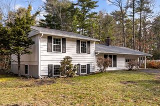 90 Helena Rd, Marshfield, MA 02050