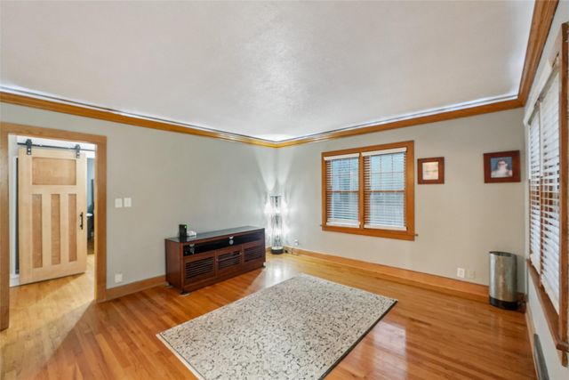 300 9th Street NW, Altoona, IA 50009