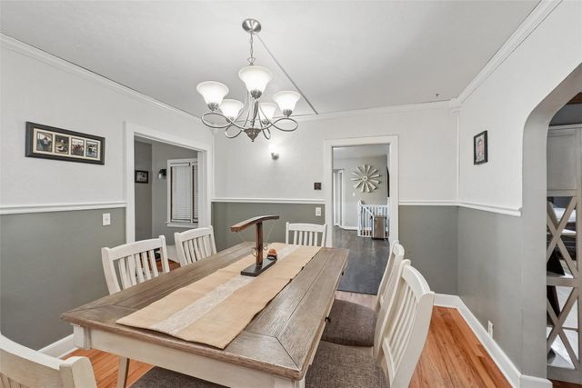 300 9th Street NW, Altoona, IA 50009