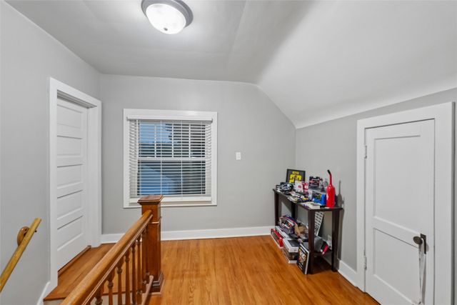 300 9th Street NW, Altoona, IA 50009