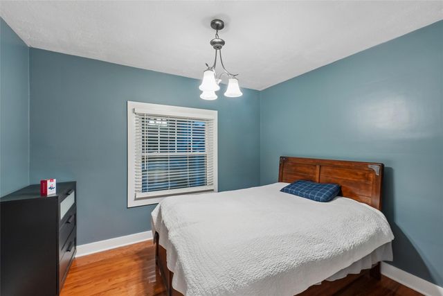 300 9th Street NW, Altoona, IA 50009