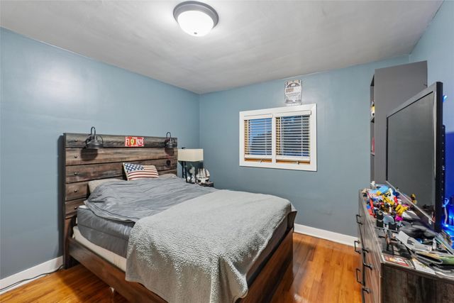 300 9th Street NW, Altoona, IA 50009