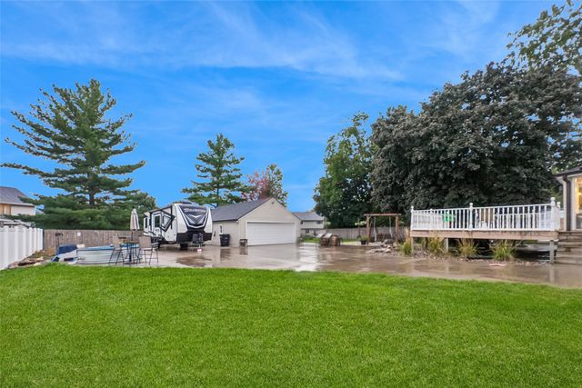 300 9th Street NW, Altoona, IA 50009