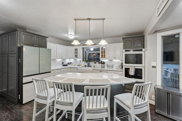 300 9th Street NW, Altoona, IA 50009