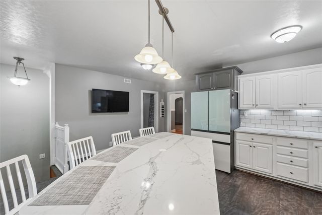 300 9th Street NW, Altoona, IA 50009