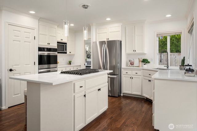 27182 SE 27th Street, Sammamish, WA 98075