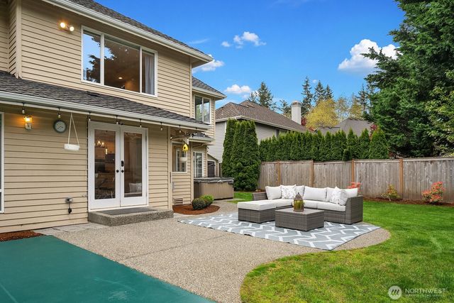 27182 SE 27th Street, Sammamish, WA 98075