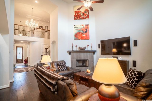 11430 Wake Robin, San Antonio, TX 78253