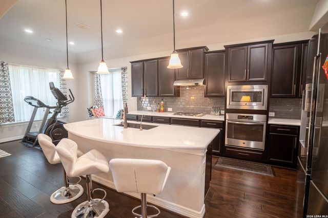11430 Wake Robin, San Antonio, TX 78253