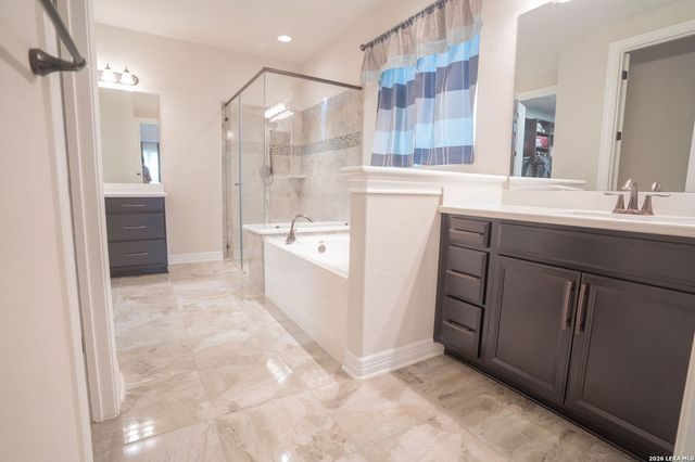 11430 Wake Robin, San Antonio, TX 78253