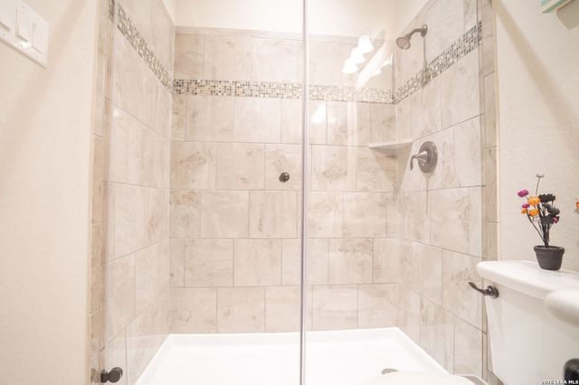 11430 Wake Robin, San Antonio, TX 78253
