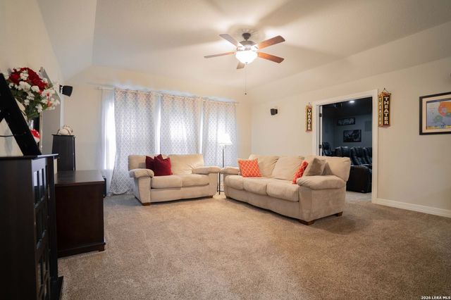 11430 Wake Robin, San Antonio, TX 78253