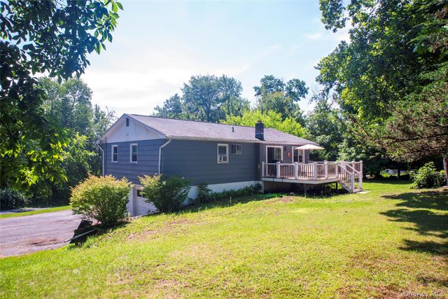 28 Pirog Road, Pine Bush, NY 12566