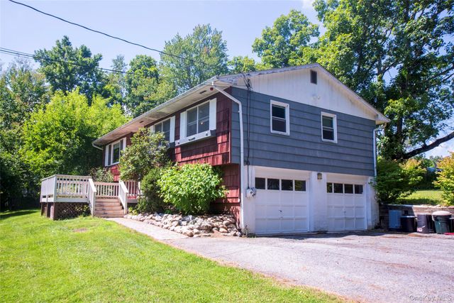 28 Pirog Road, Pine Bush, NY 12566