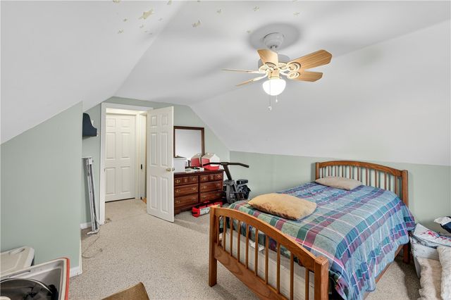 77 Chestnut Hill Road, Glocester, RI 02814