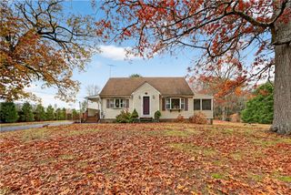 77 Chestnut Hill Road, Glocester, RI 02814