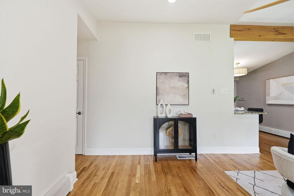 717 KLECKNER RD, BENSALEM, PA 19020 — photo 3