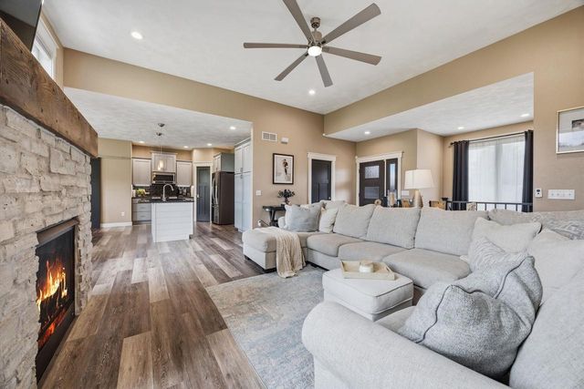 216 Ridge Creek Drive, Janesville, WI 53548