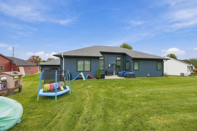 216 Ridge Creek Drive, Janesville, WI 53548