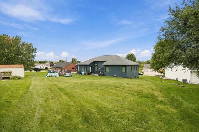 216 Ridge Creek Drive, Janesville, WI 53548