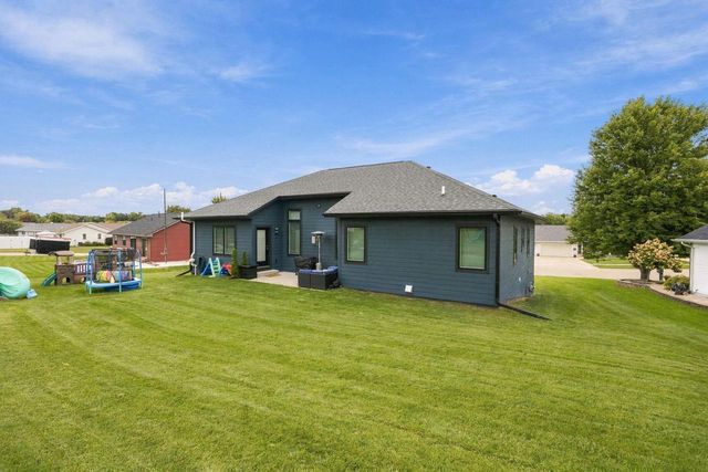 216 Ridge Creek Drive, Janesville, WI 53548