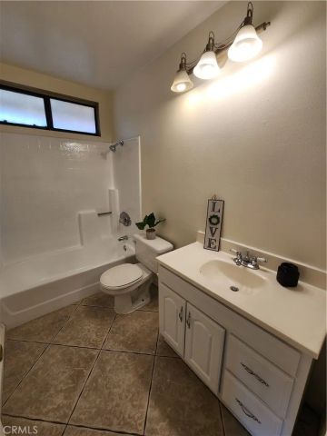 6902 Blanchard Avenue, Fontana, CA 92336