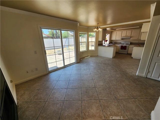 6902 Blanchard Avenue, Fontana, CA 92336