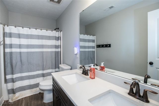 3157 Orr's Orch, Avon, OH 44011